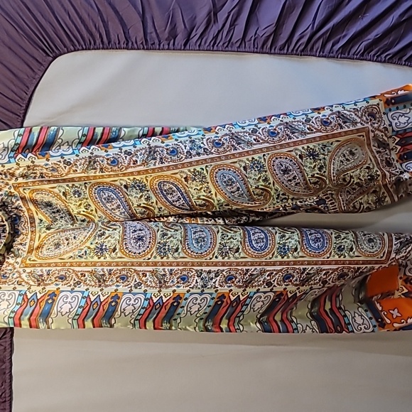 Chico’s Multicolor Lounge wear Flare Bottom Pants - Picture 3 of 3